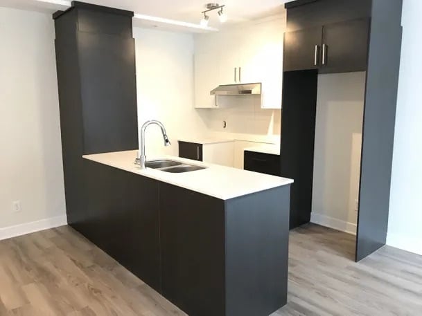 Photo - 10900 Av Des Laurentides Unit 10900