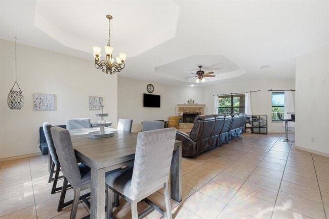 Photo - 104 Cowal Dr N