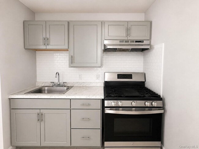 Photo - 42-16 Rockaway Beach Blvd Unit 1st Fl
