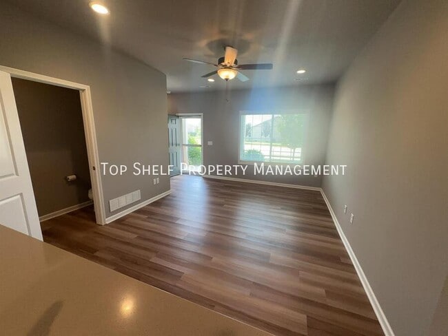 2308 Hazeltine Pl