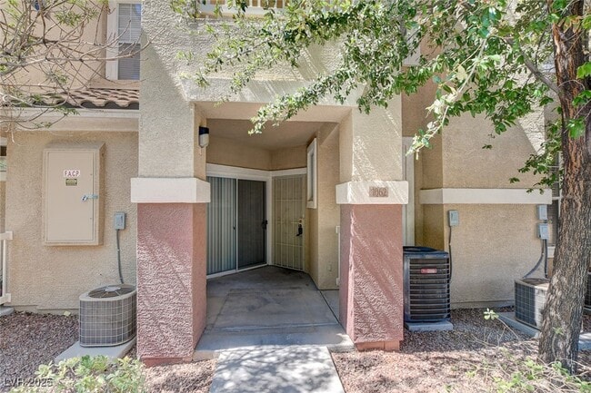 Photo - 5855 Valley Dr Unit 1062