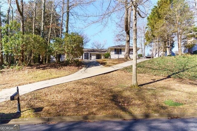 Photo - 7330 Hunters Branch Dr NE