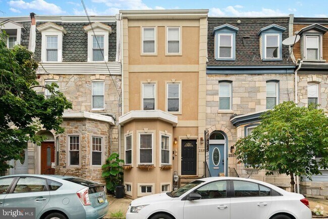 Building Photo - 2339 Catharine St Unit 1 Rental
