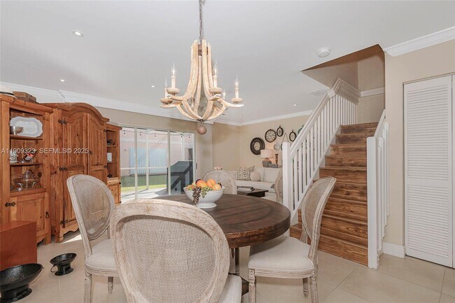 Photo - 597 NW 208th Dr