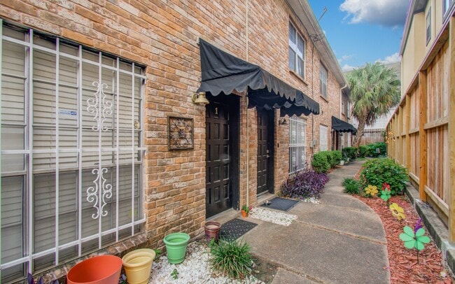 Photo - 1713 Huldy St Unit 3
