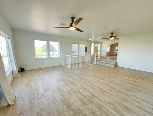 Photo - 47975 Michigan Ave Unit 2nd Floor