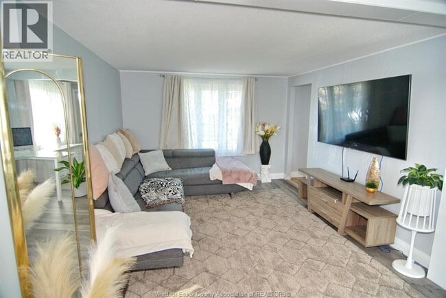 Photo - 10357 Shenandoah Cres