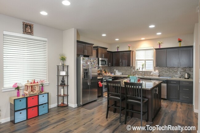 Photo - Outstanding 45 Central home with 3BR + Den / 2.5BA, Amazing upscale features, Across from Nike Wo...