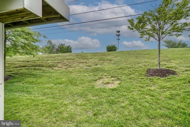 Photo - 7330 Matchbox Alley