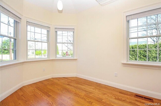 Photo - 114 Oak St Unidad 114