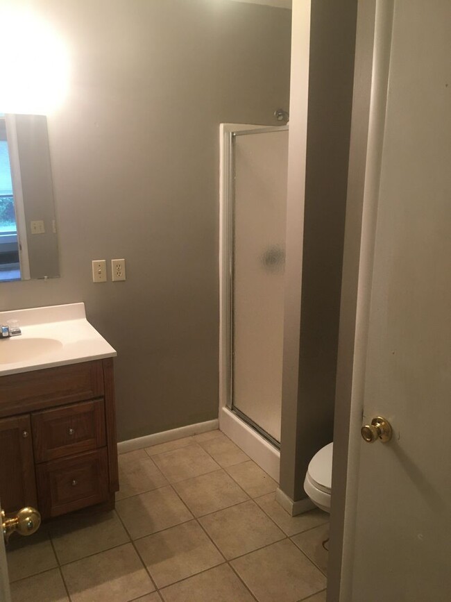 Photo - 3 Bedroom / 2 Bath Home Located Minutes from Downtown Lowell!