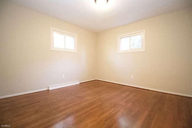 Photo - 2933 Chipplegate Rd