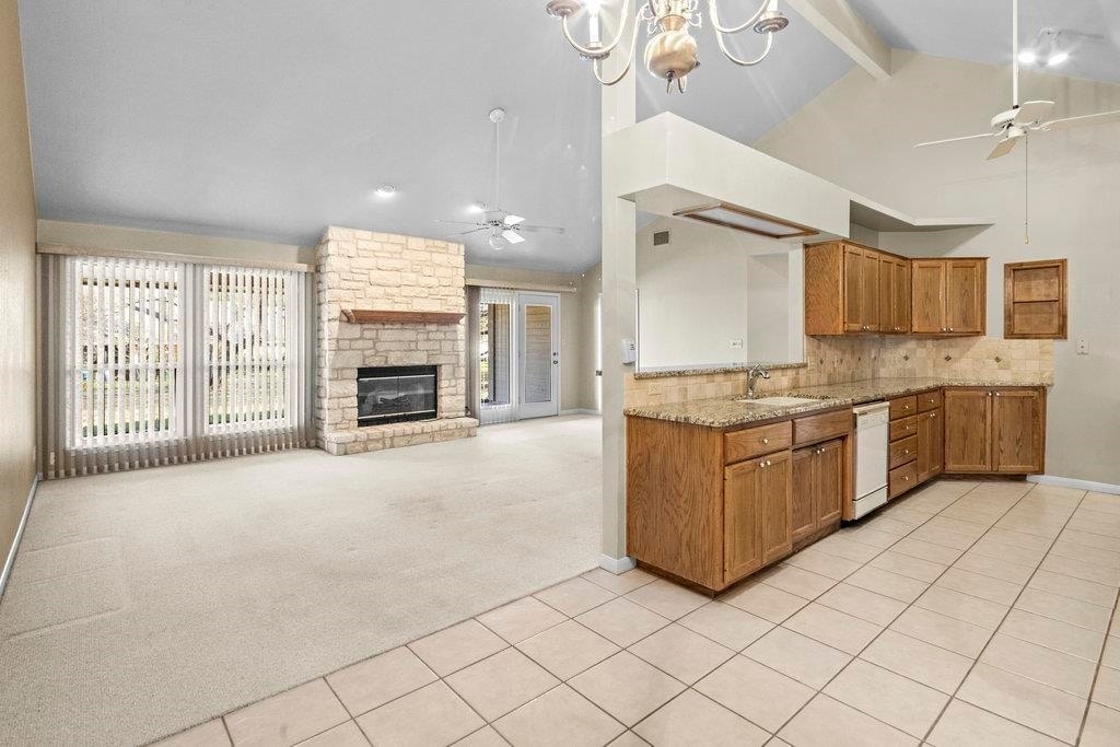 Photo - 32 Fairway Ln