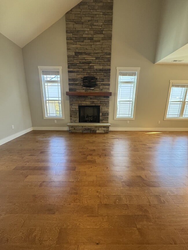 Photo - 64 Leyland Cir