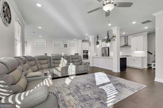 Photo - 1070 Poppy Pointe