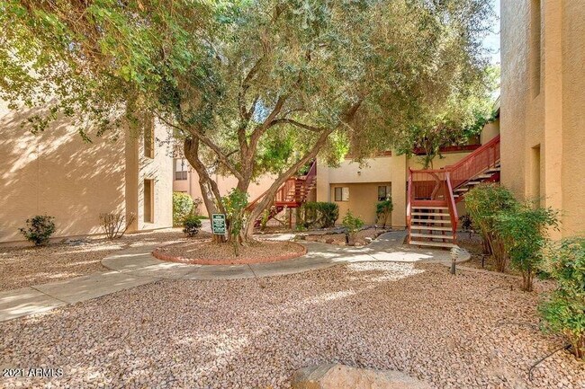 Photo - 3131 W Cochise Dr Unit 222