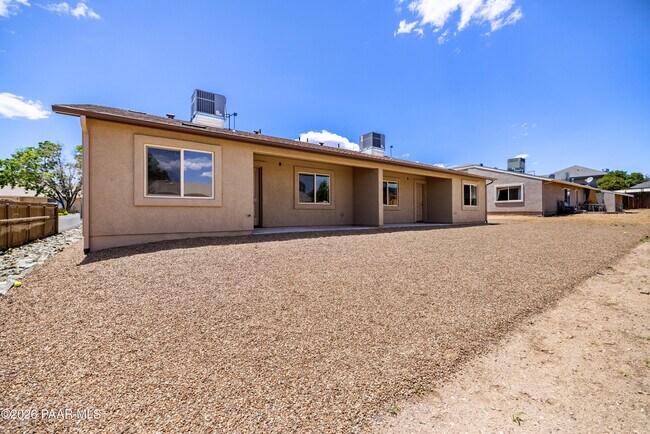 Photo - 6201 N Reata Dr Unit 2