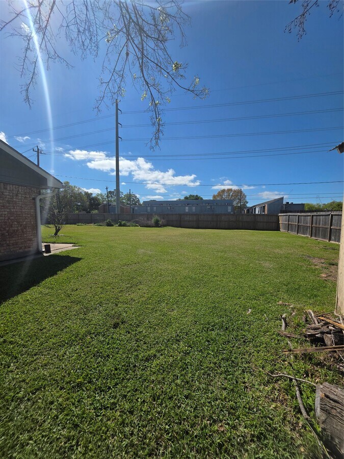 Photo - 1703 Cypress Dr