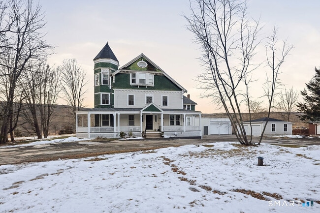 Building Photo - 270 Cherry Brook Rd Unit 3 South