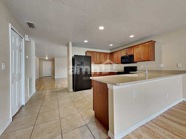 Photo - 31015 Mandolin Cay Ave