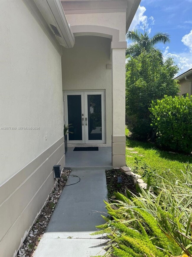 Photo - 761 Tanglewood Cir