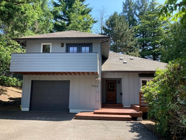 Building Photo - 1144 NW 93rd Ave Rental