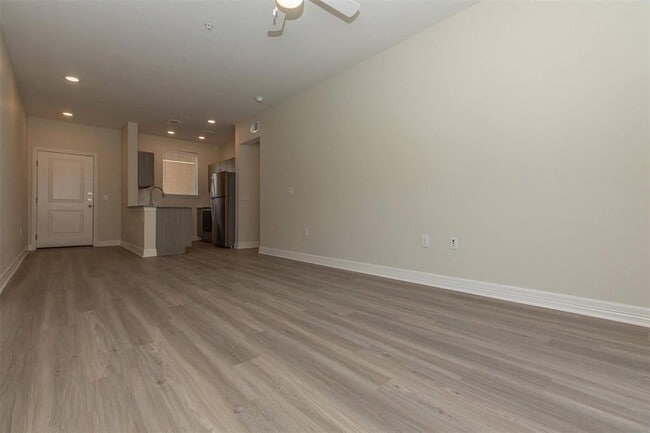 Photo - 1201 W Whitestone Blvd Unidad B-203