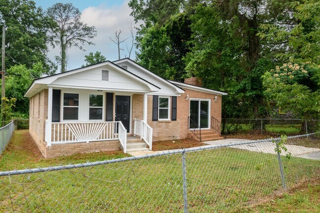 Photo - 102 Burdock Cir