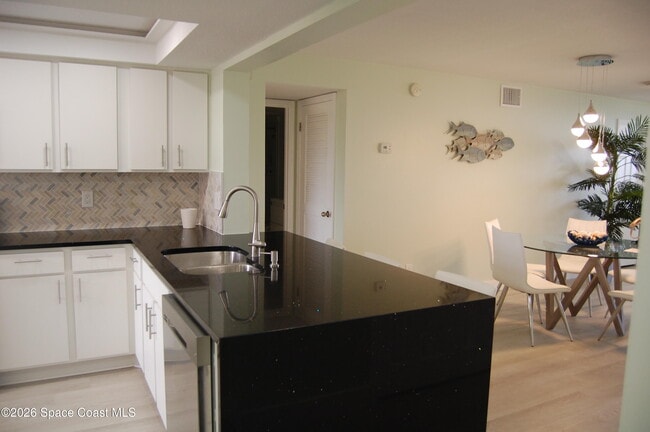 1860 N Atlantic Ave Unit B405