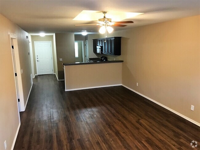 Building Photo - 4262 Castlegate Dr Unit 4262 Rental