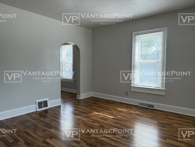 Photo - 521 12th Ave