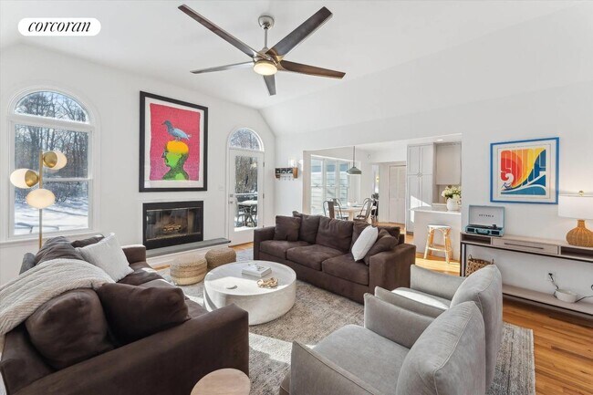 Photo - 14 Hildreth Rd