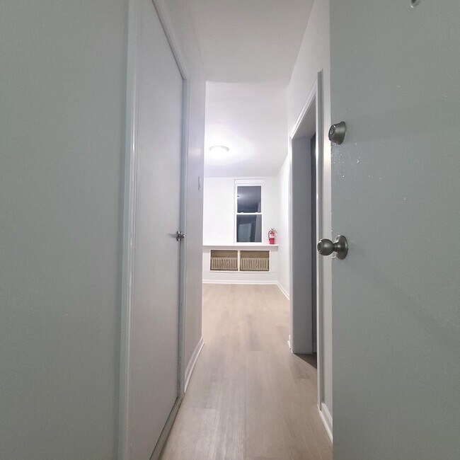 Photo - 325 58th St Unit 2