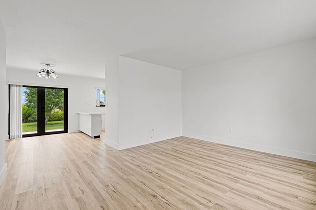 Photo - 5110 SW 106th Ave
