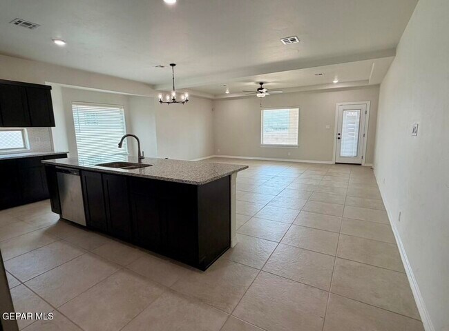 Photo - 7409 Scarlet Oak Pl
