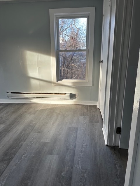 Photo - 4656 Main St Unit A - Upper