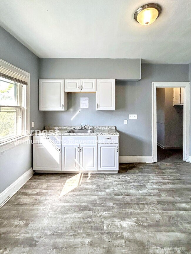 Photo - 3378 E 135th St Unit 2