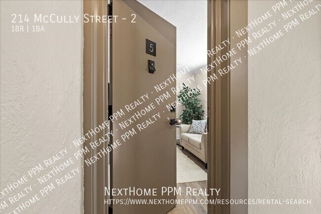 Photo - 214 McCully St Unidad 2