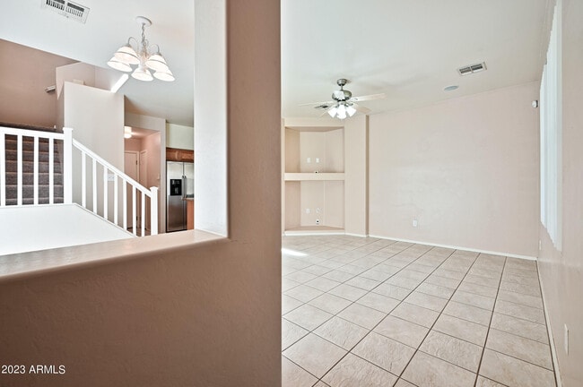 Photo - 1559 S Longspur Ln