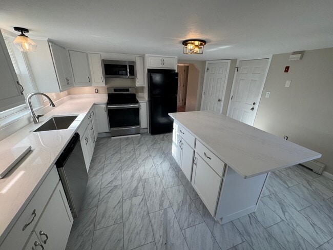 Photo - 456 Mattakeesett St Unit 3