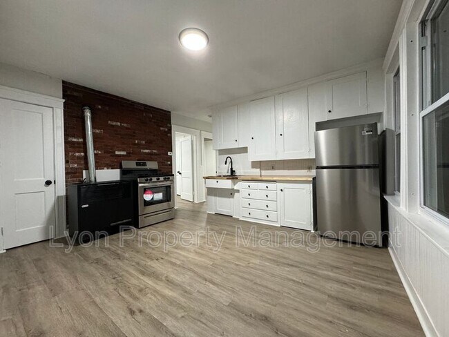 Photo - 30 Cote Ave Unit 3F