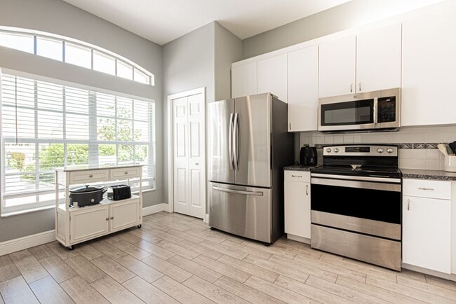 Photo - 12855 Devonshire Lakes Cir