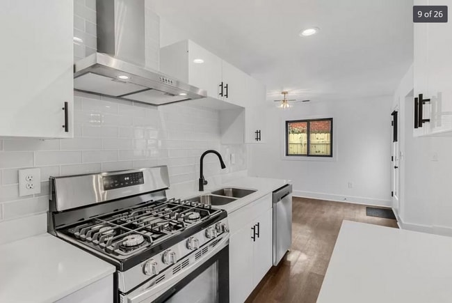 Photo - Oakland City Gem!!