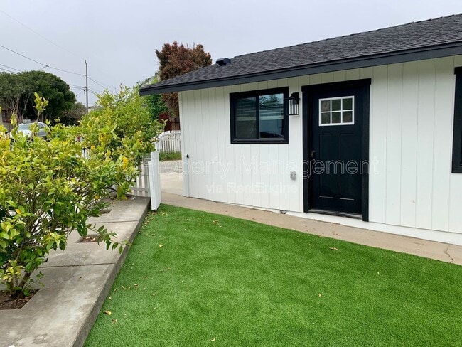 Photo - 628 Eardley Ave