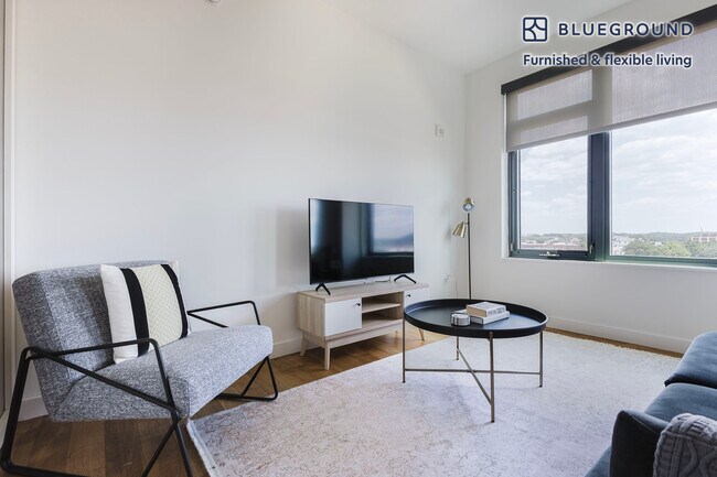 Photo - 1212 4th St SE Unit FL9-ID913