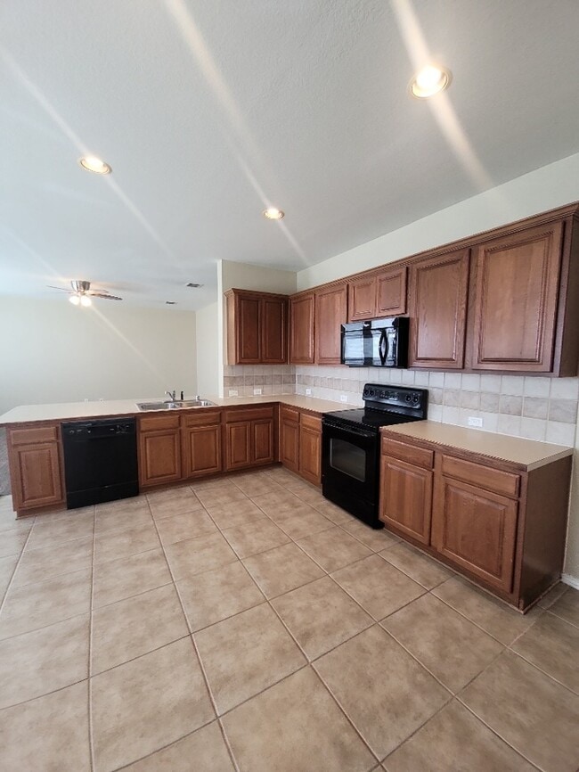 Photo - Huge Forney home 3/2/2