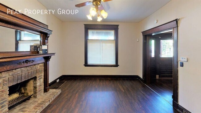 Photo - 2354 Stratford Ave