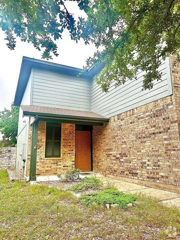Building Photo - 8709 Davis Oaks Trail Rental
