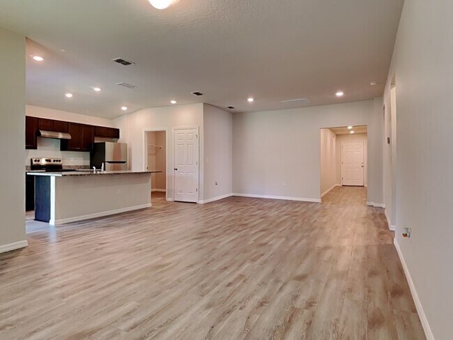Photo - 8682 Kaye Ln