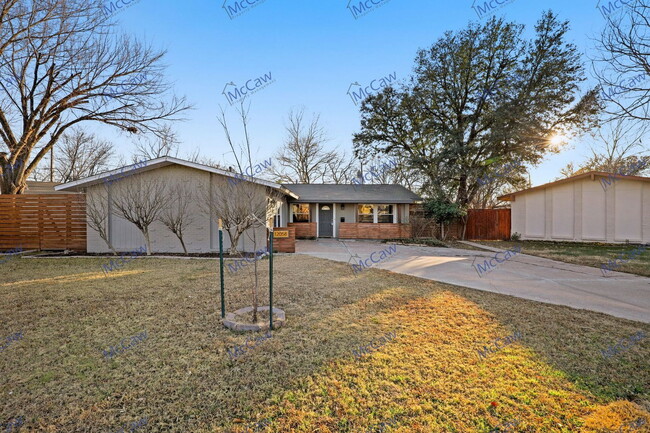 Photo - 12058 High Meadow Ct House